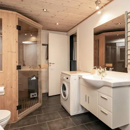 Spacious Holiday Home At Bogense Funen With Indoor Whirlpool בית נופש
