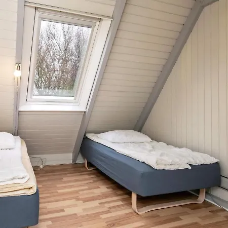 Spacious Holiday Home At Bogense Funen With Indoor Whirlpool * בוגנזה